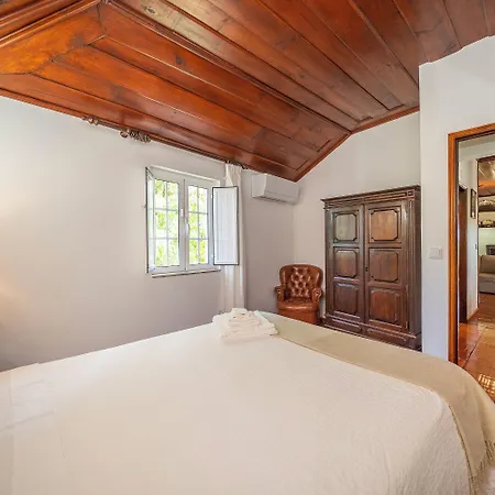 Quinta Da Aldeia Kır Evi *